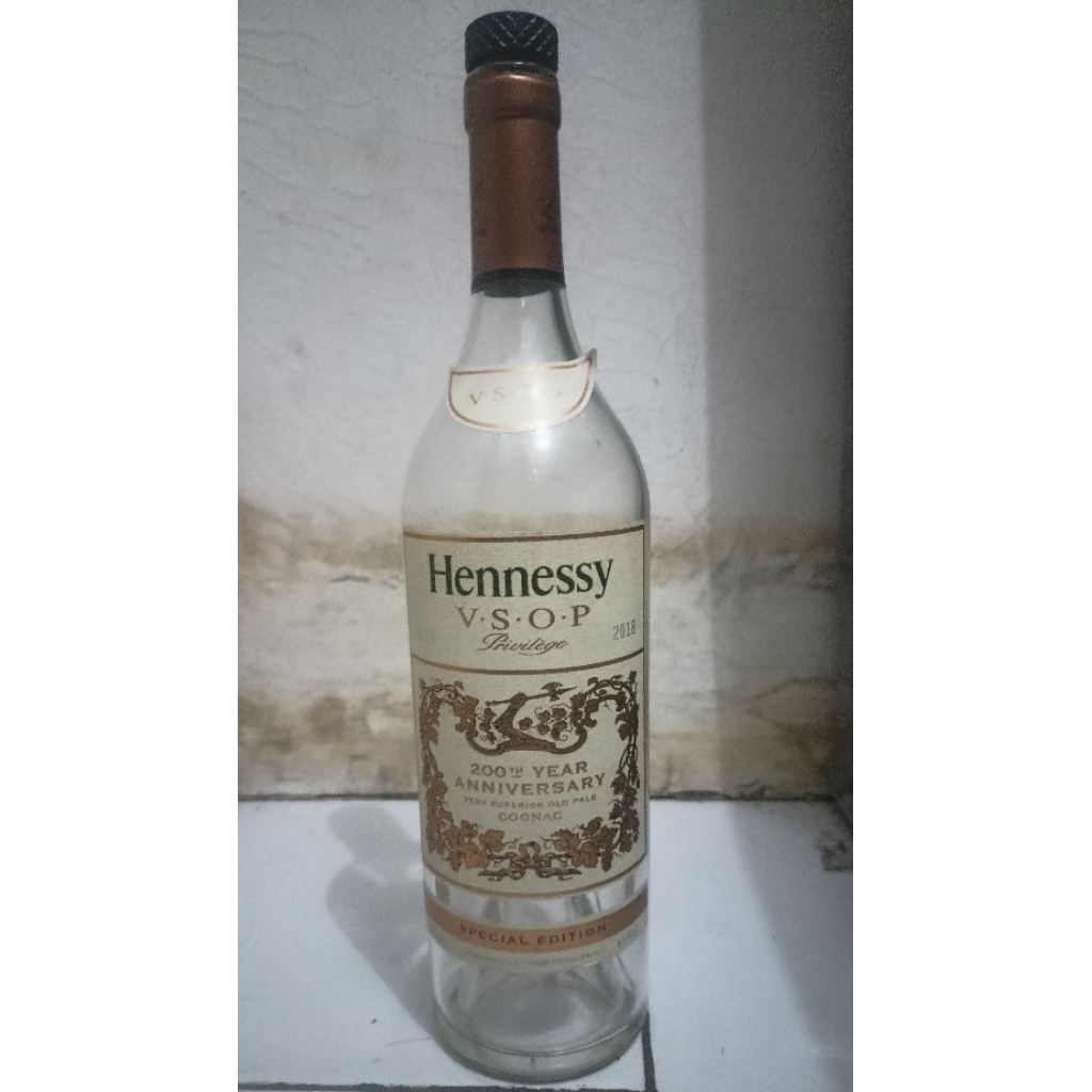 Jual Botol Bekas Hennessy VSOP 200th Anniversary 2018 - 700 ml