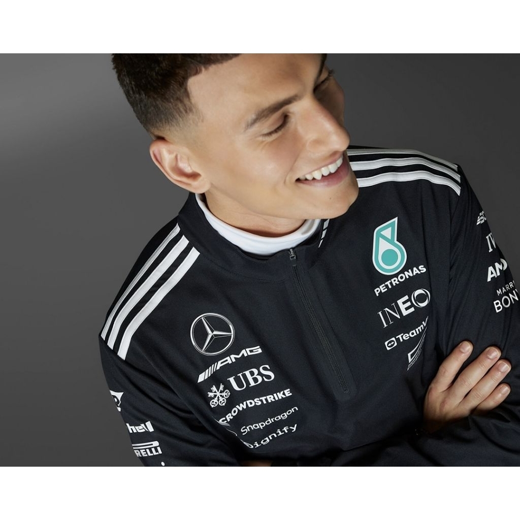 JAKET MOBIL ORIGINAL ADIDAS AMG PETRONAS FORMULA ONE TEAM ¼ ZIP JACKET