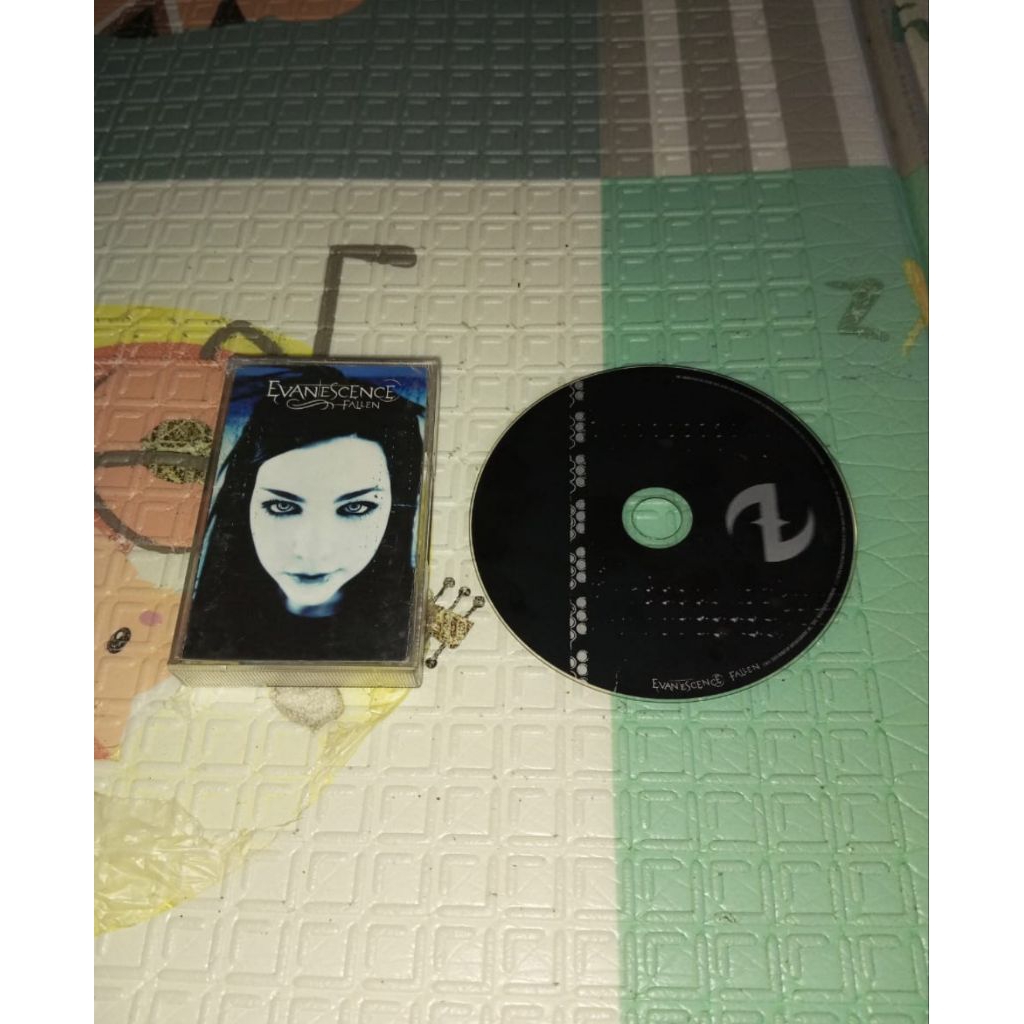 Varian Evanescence : Fallen - Kaset Cd Original