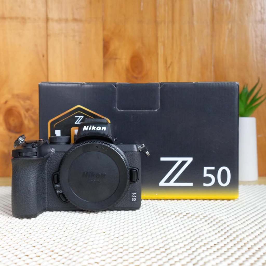 KAMERA NIKON Z50 MIRRORLES APSC NIKON Second Bergaransi 100%