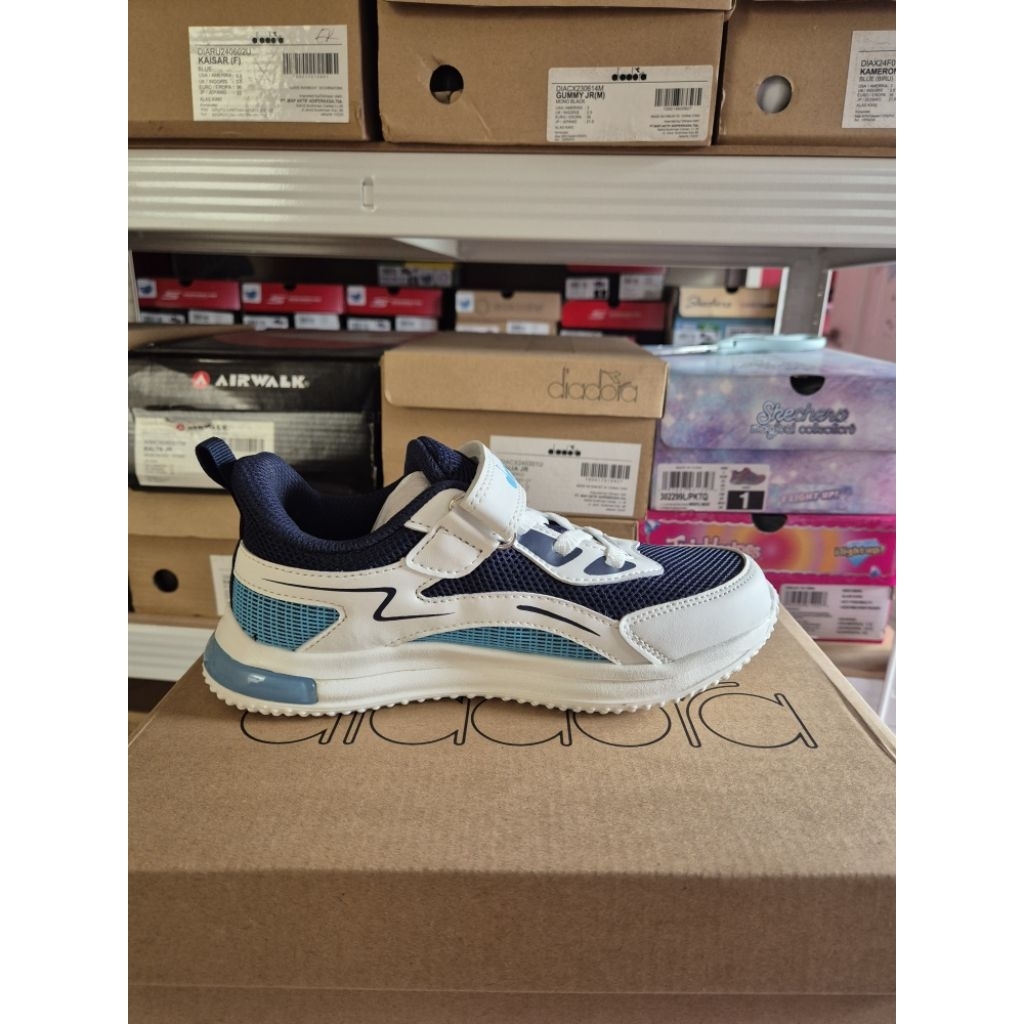 Diadora Nidio Jr Navy Sepatu Sneakers Anak Laki-laki |Boys Kids Shoes Diadora Original.