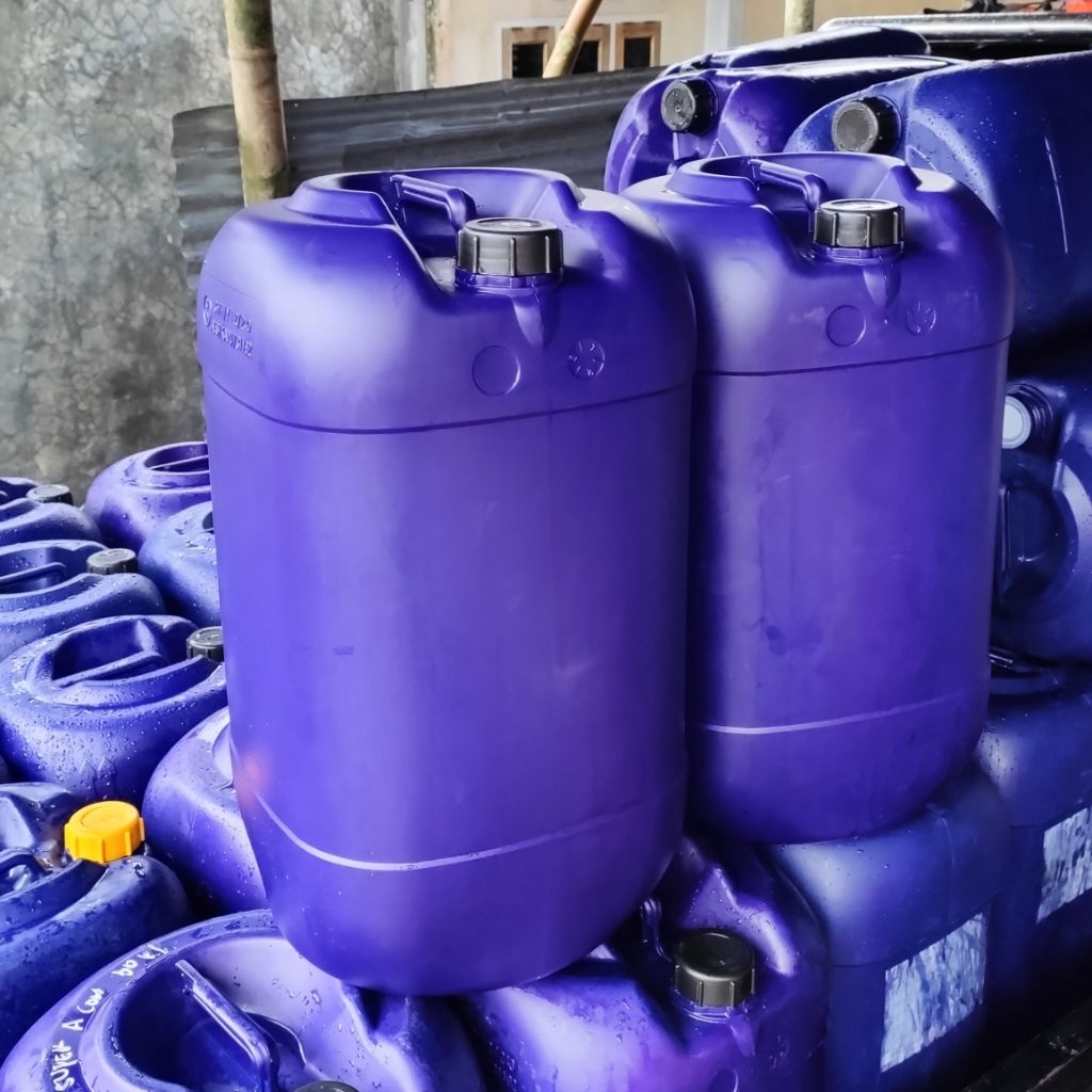 Jerigen Sintas Bekas 35 Liter Termurah Masih Bagus Tebal Dan Tidak Mudah Pecah Bahan Tebal Tutup Rap