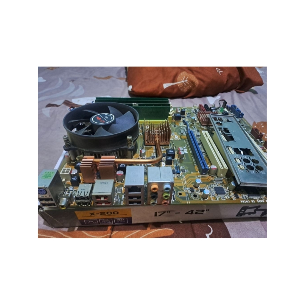 Paket Motherboard / Mainboard LGA 775 Core2 Duo, Processor & Ram