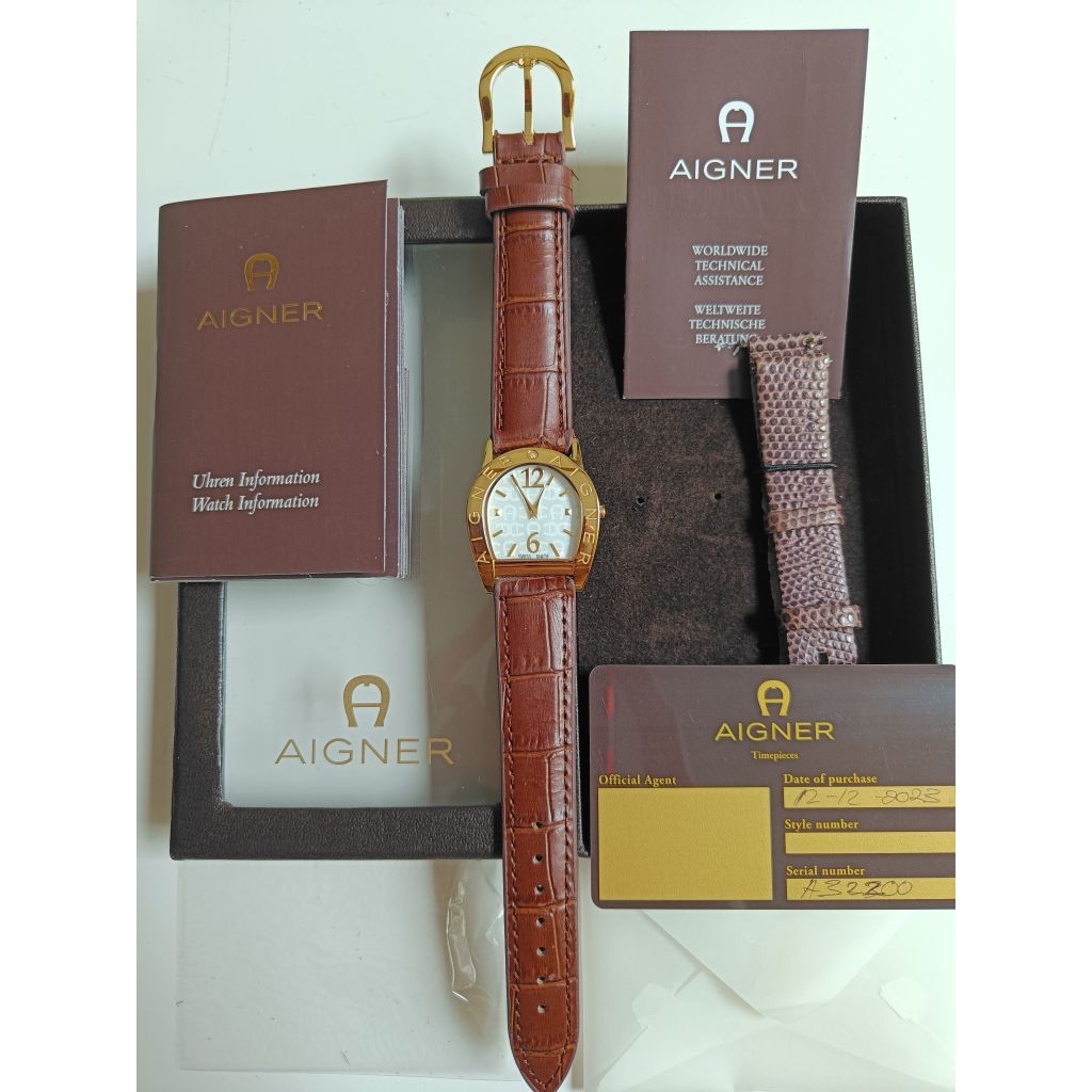 Aigner wanita asti due A32200 original bekas fullset bagus normal semua siap pakai