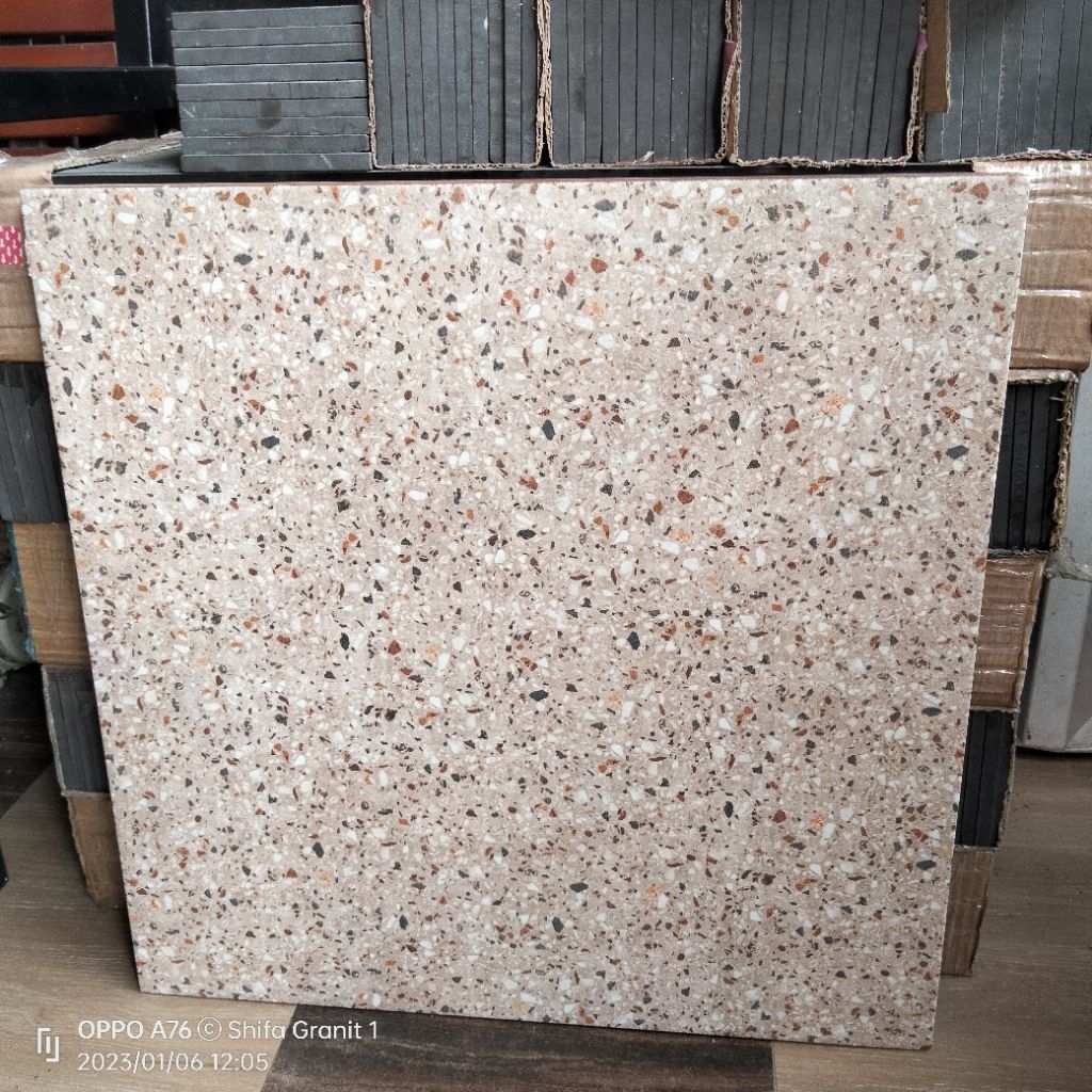 Keramik lantai 50x50.Patios Brown/KIA