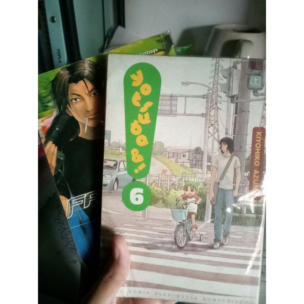 komik anime random & fantasteen