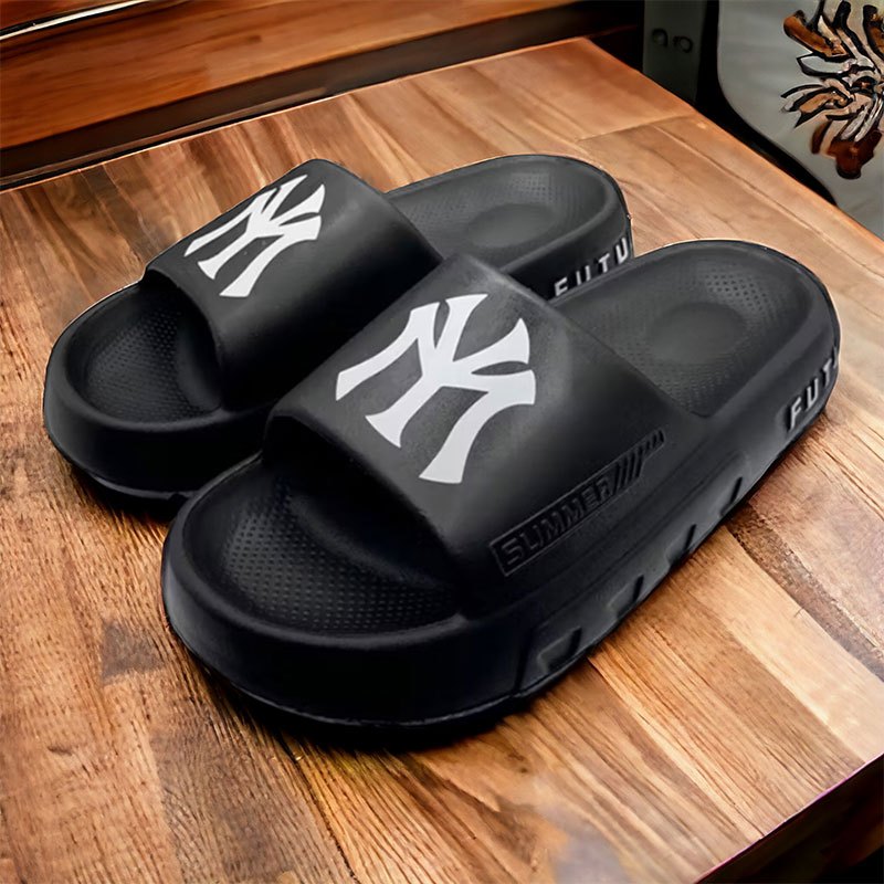 Sandal Pria Karet Empuk Unisex Sendal Slop Pria Kekinian Terbaru Sandal Selop Pria Tahan Air Murah