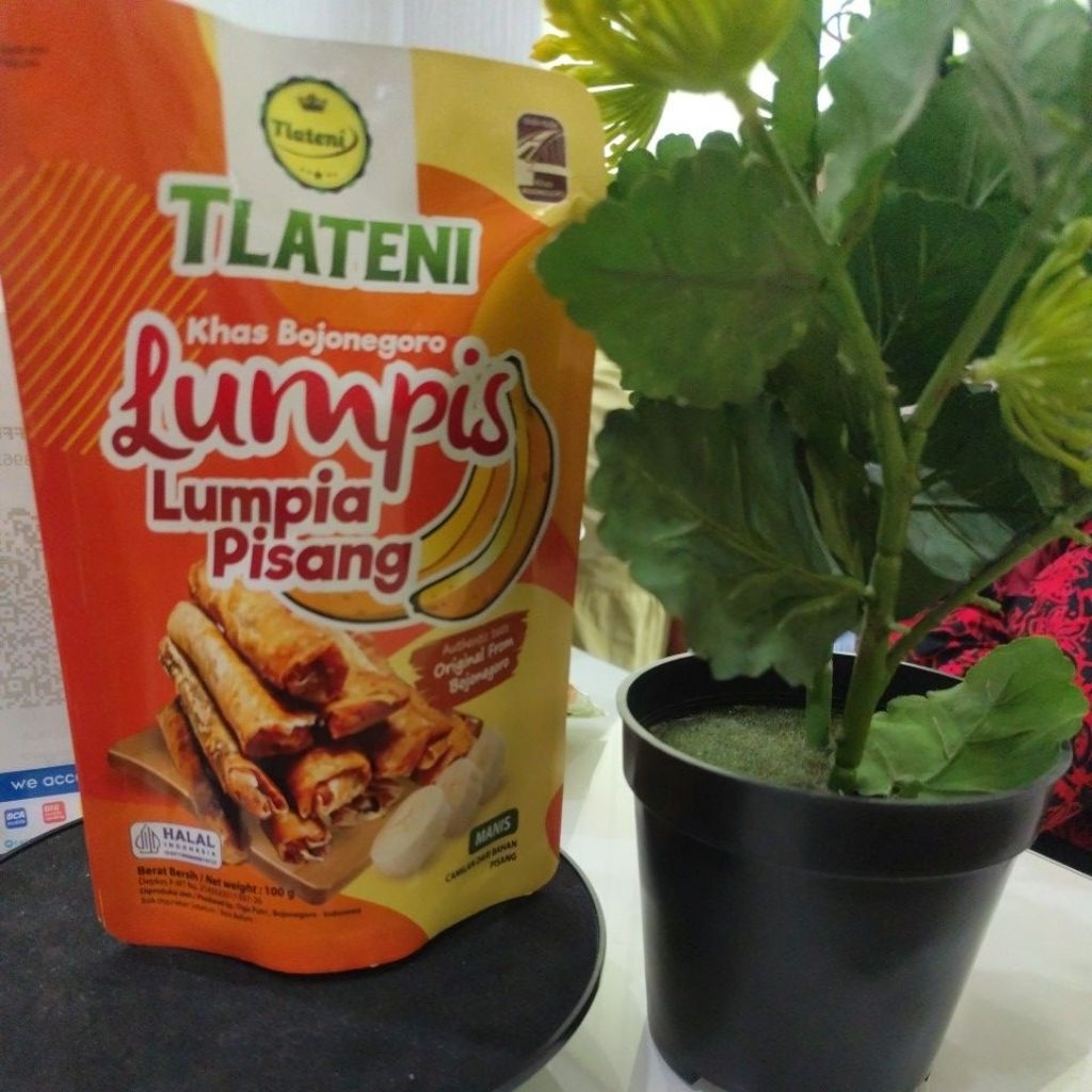 

LUMPIS PISANG lumpia pisang
