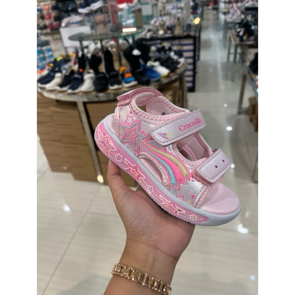 sepatu sandal lampu anak cewek model terbaru kekinian brand crocodile