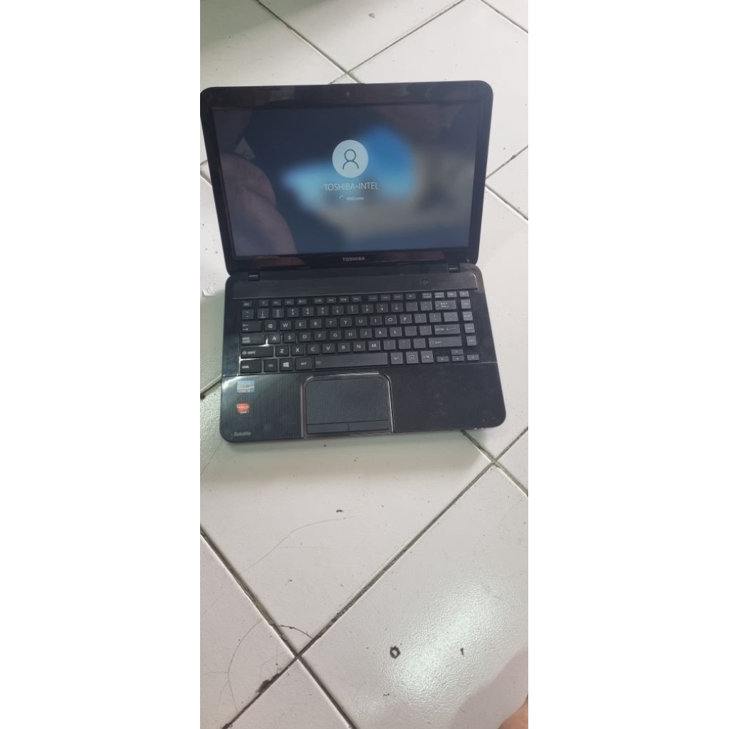 Laptop Toshiba L840 intel core i5 3230M ram 8gb ddr3 ssd 128gb Vga Radeon HD7650M 1gb dedicated