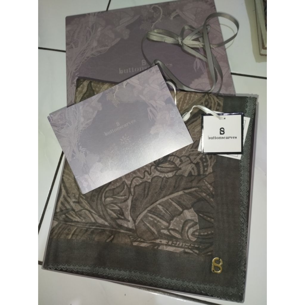 buttonscarves Nusantara volcano