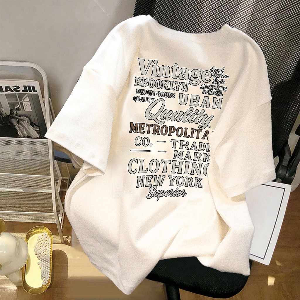 Panduan Berat Badan untuk Ukuran Kaos:  - S: cocok untuk berat badan 25–30 kg - M: cocok untuk berat