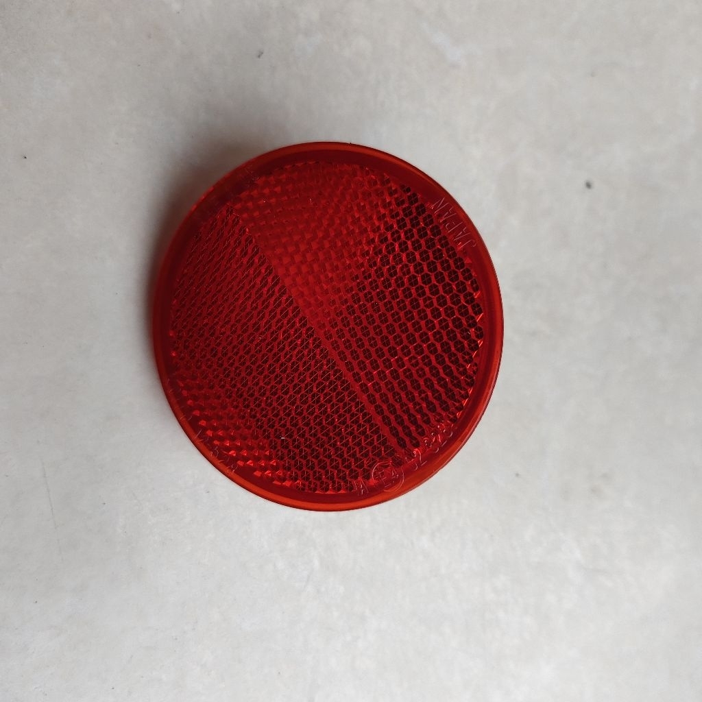 REFLEKTOR BEMPER BELAKANG AVANZA VELOZ 2005-2015 MODEL BAUT ORIGINAL