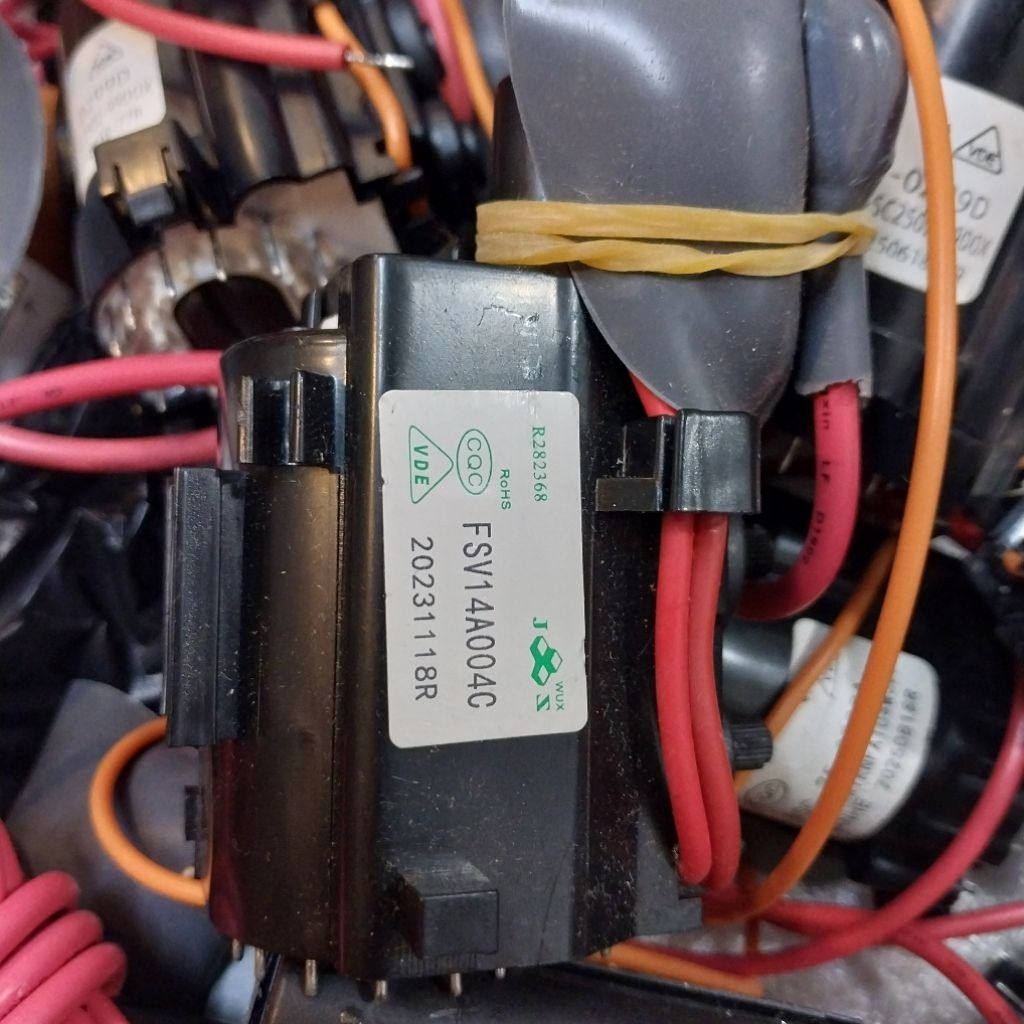 Playback flayback tv FSV14A004C