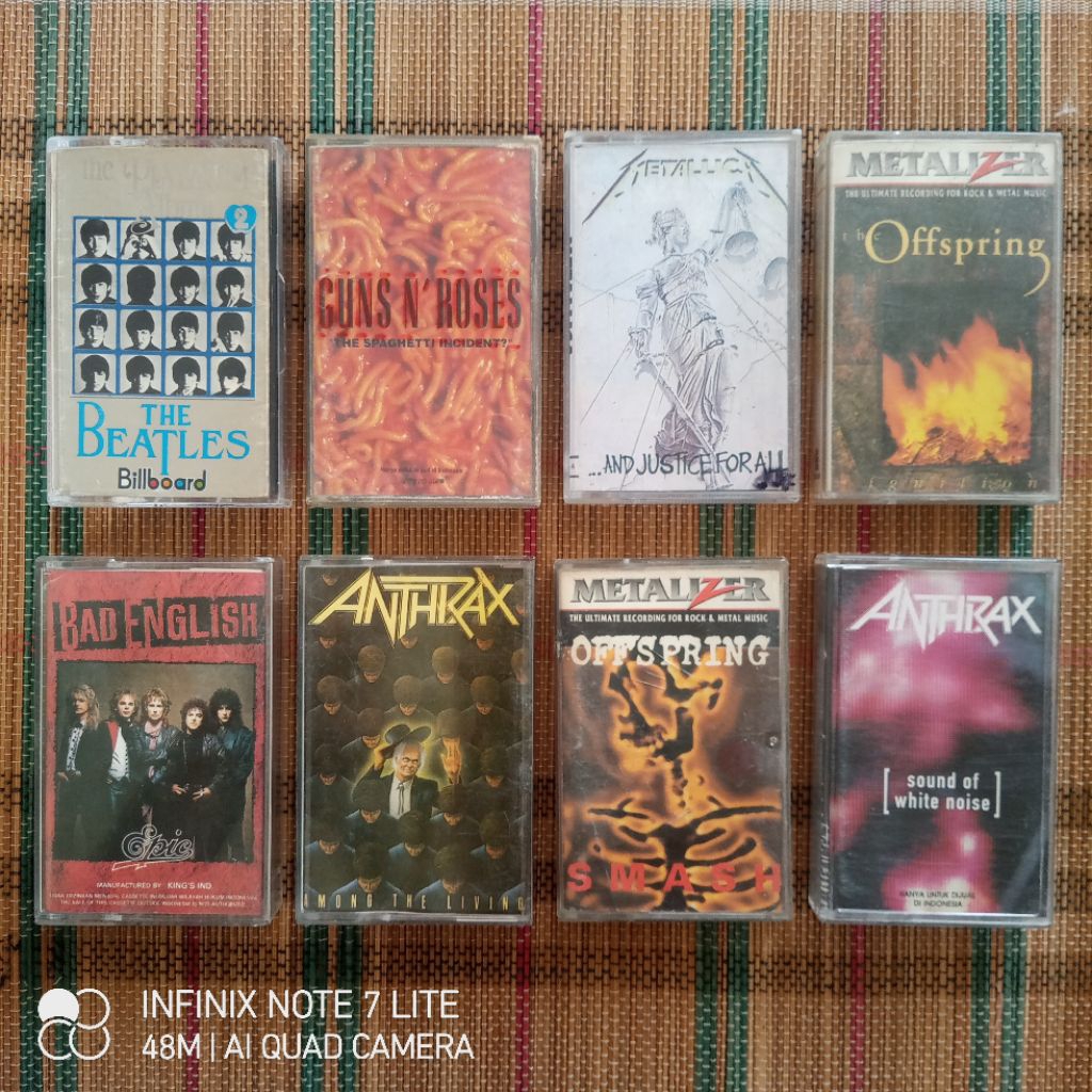 CASSETTE TAPE KASET PITA The Beatles . Gun N Roses . Metallica . Off spring . Bad English . ANTHRAX