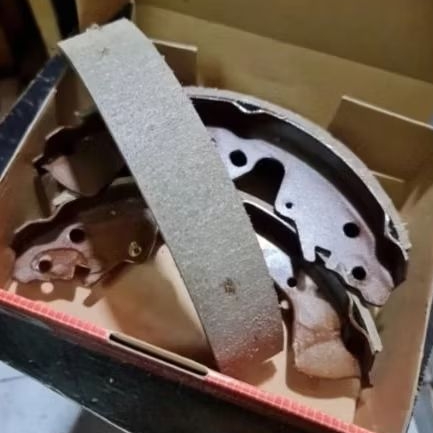 kampas rem belakang grand vitara