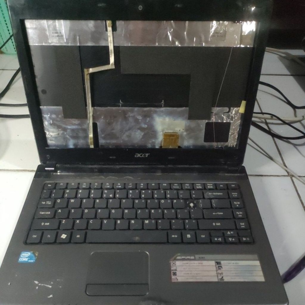 Kesing/cas laptop Acer 4743 copotan original