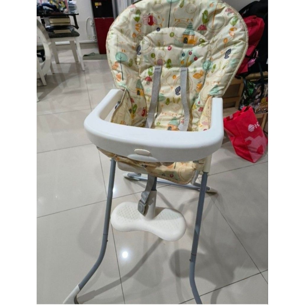 kursi makan anak bekas