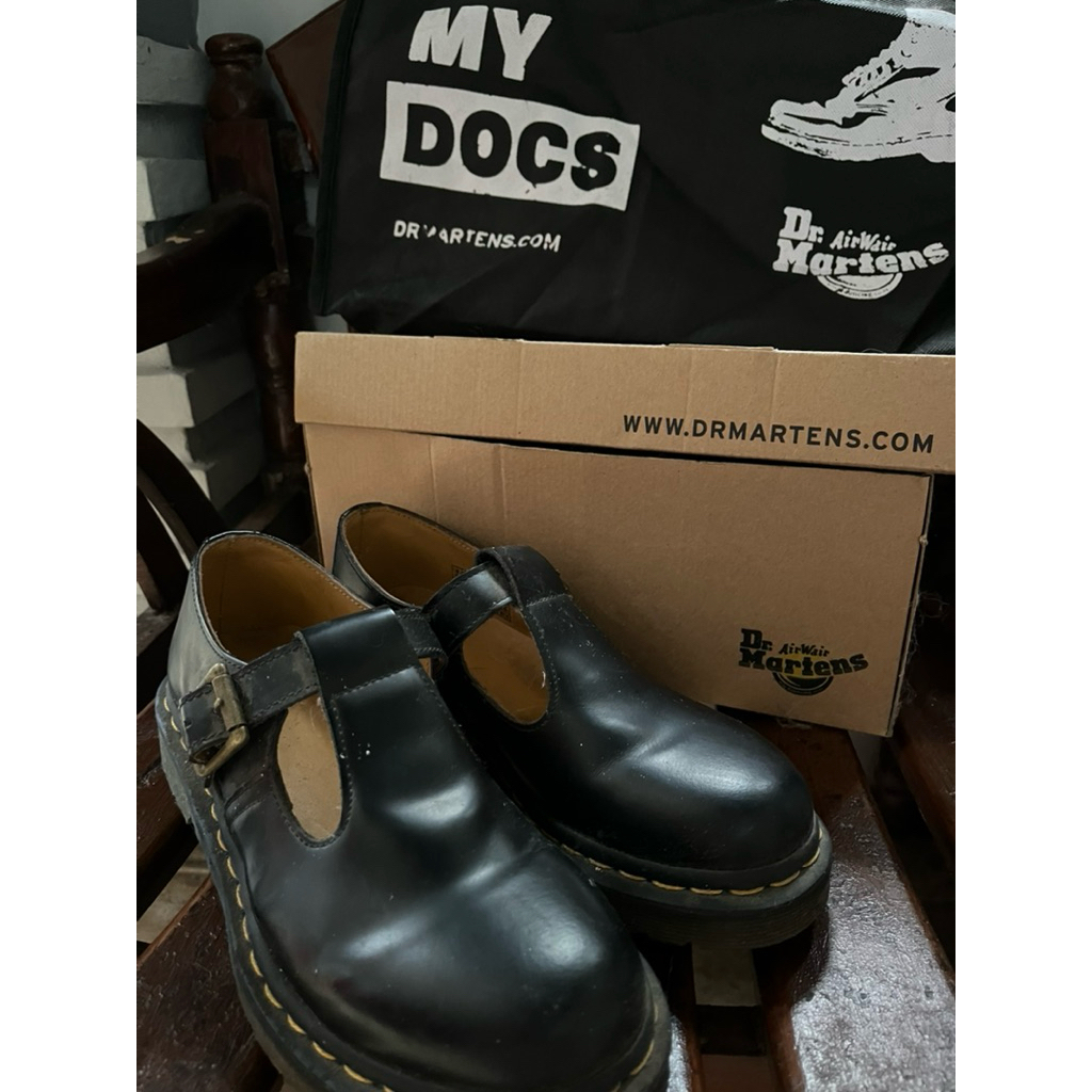 [Preloved] Docmart/Dr Martens Airwair Polley Black Sz 38