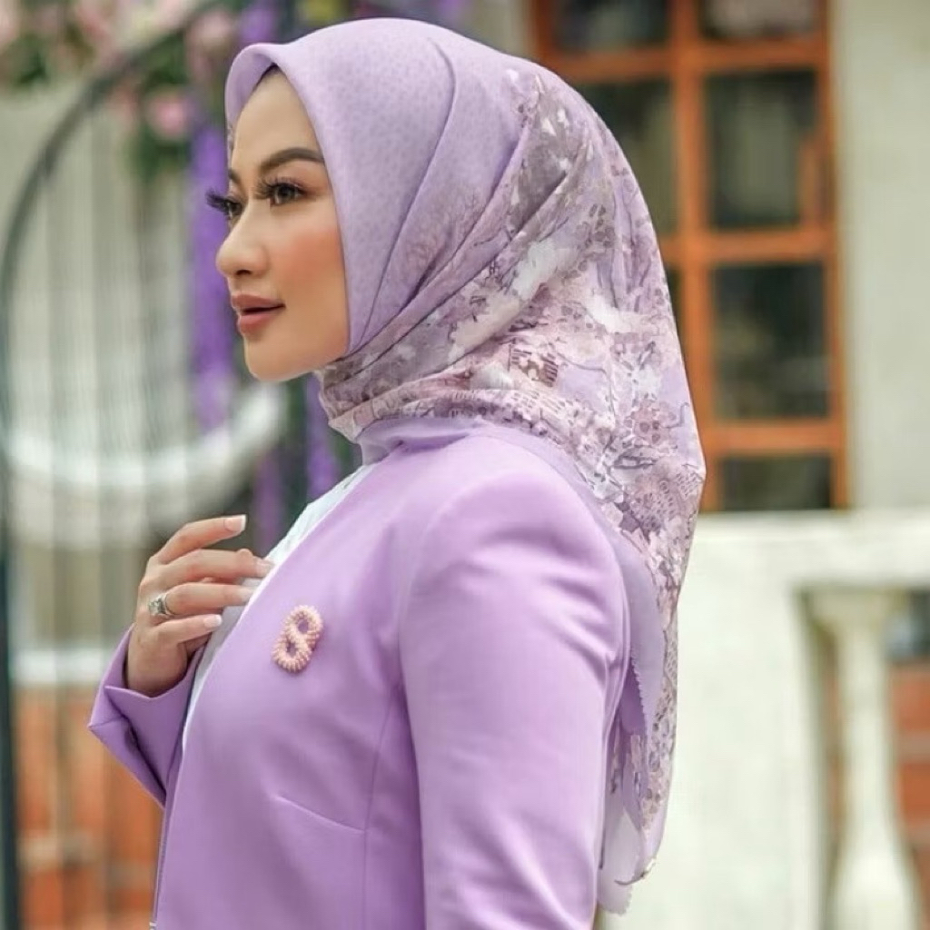 whs - Buttonscarves New York Reborn Pastel Edition