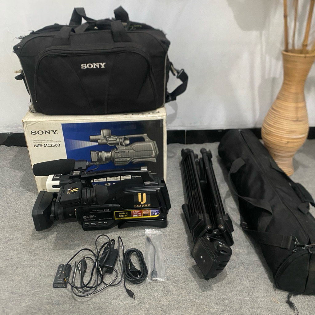 Sony MC 2500 Fullset Box, NORMAL 100%, MULUS NO MINUS, Bonus Tripod Kamera Video Camcorder Shooting
