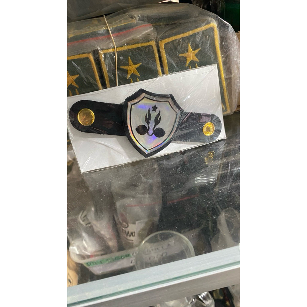 

Cincin hasduk pembina