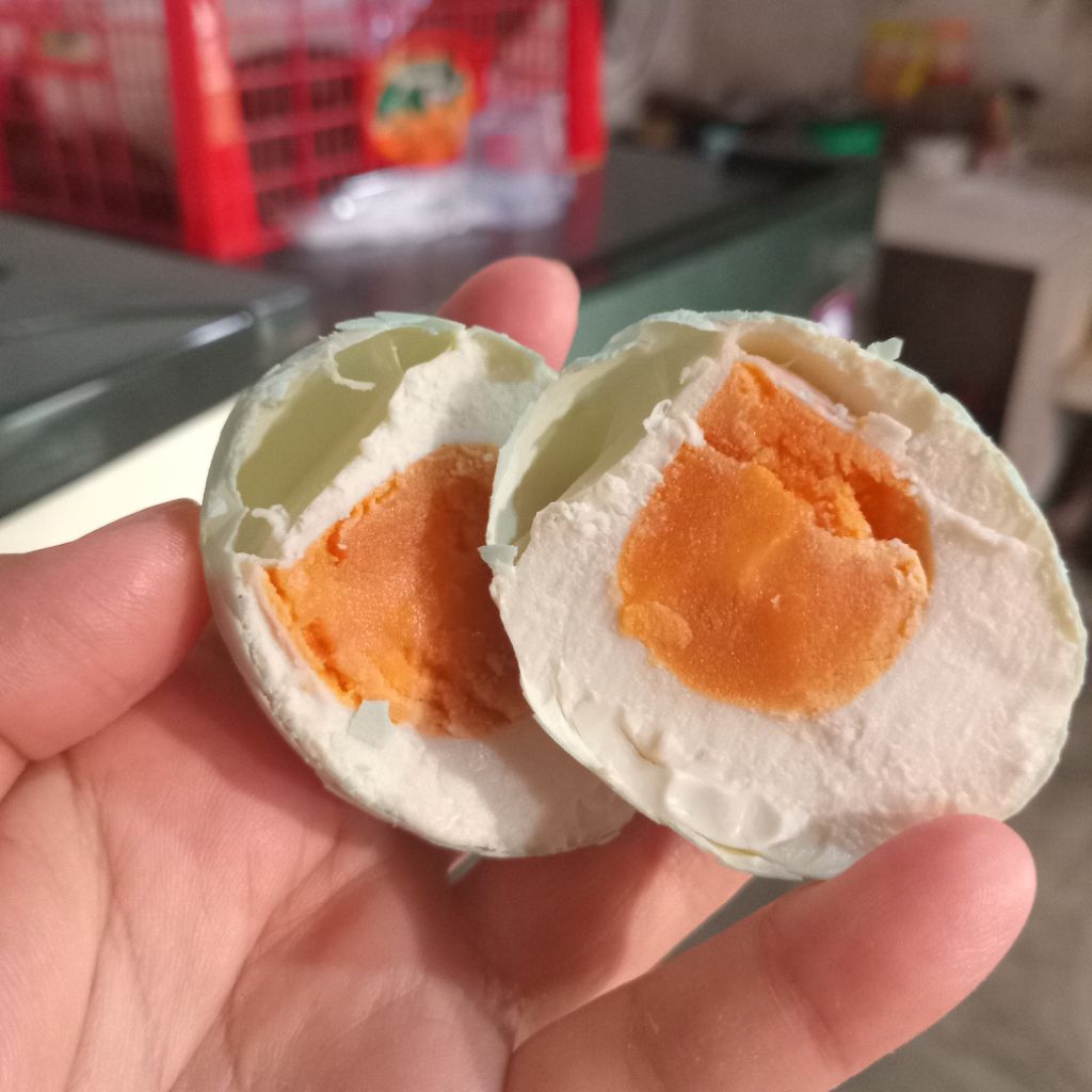 

Telur bebek asin matang besar AB isi 15 butir