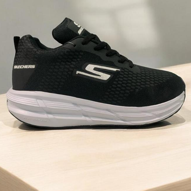 Sepatu Skechers Hitam Navy Pria Wanita Sporty