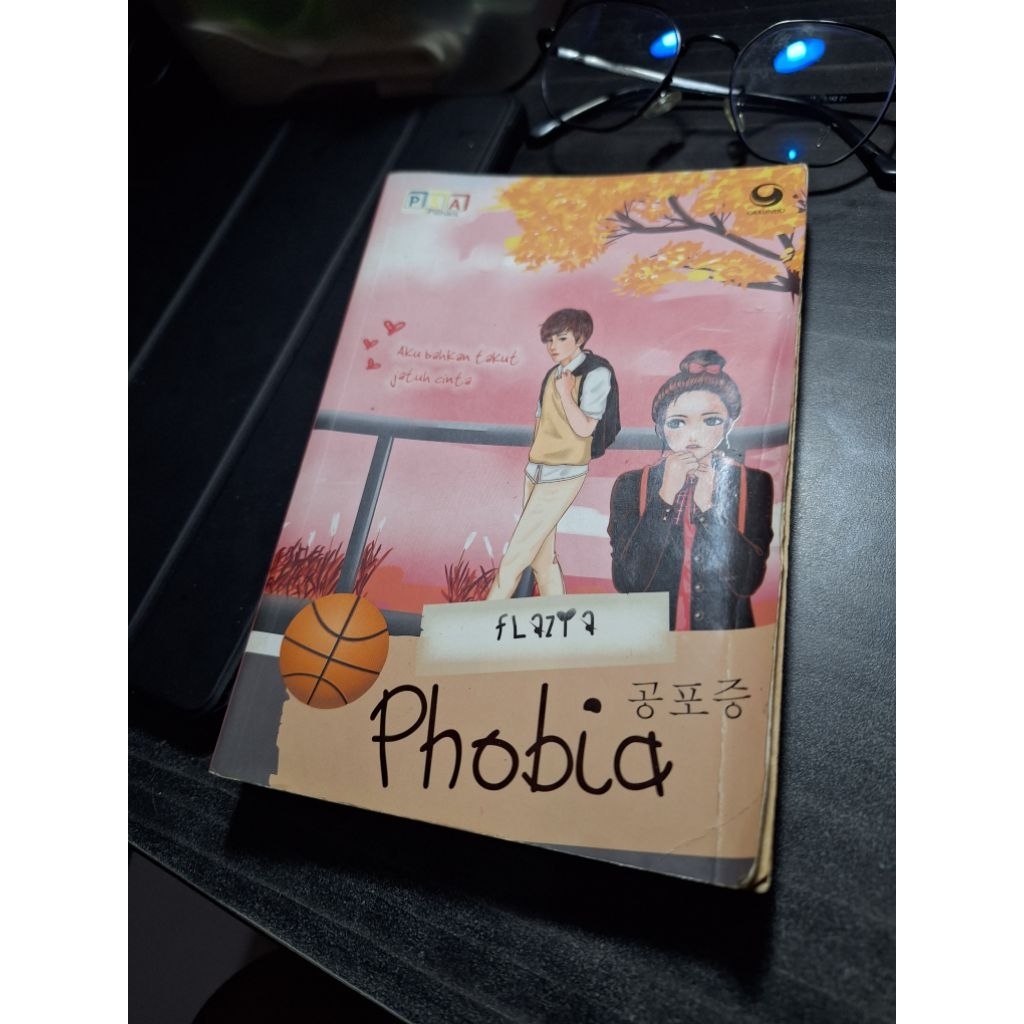 [PRELOVED ORI] Novel Phobia by flazia