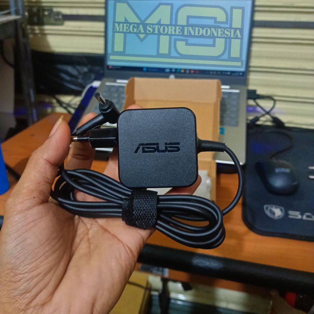 Adaptor Charger ASUS ADP-33AW 19V 1.75A 33Watt Original