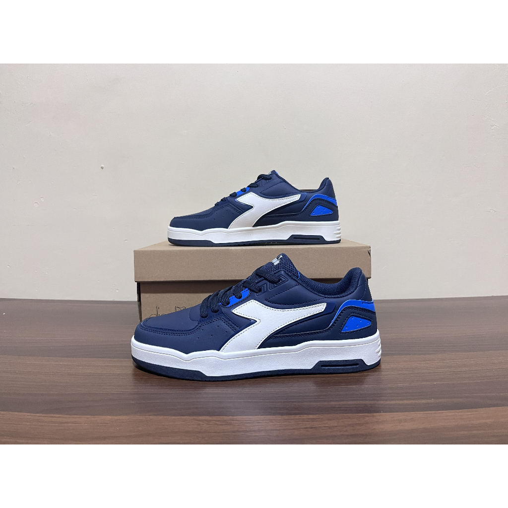 Sepatu sneakers casual pria Diadora Naoto Navy Original