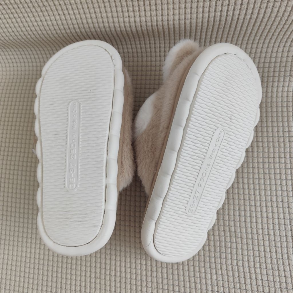 Sandal rumah bulu kelinci MR DIY new with tag 36