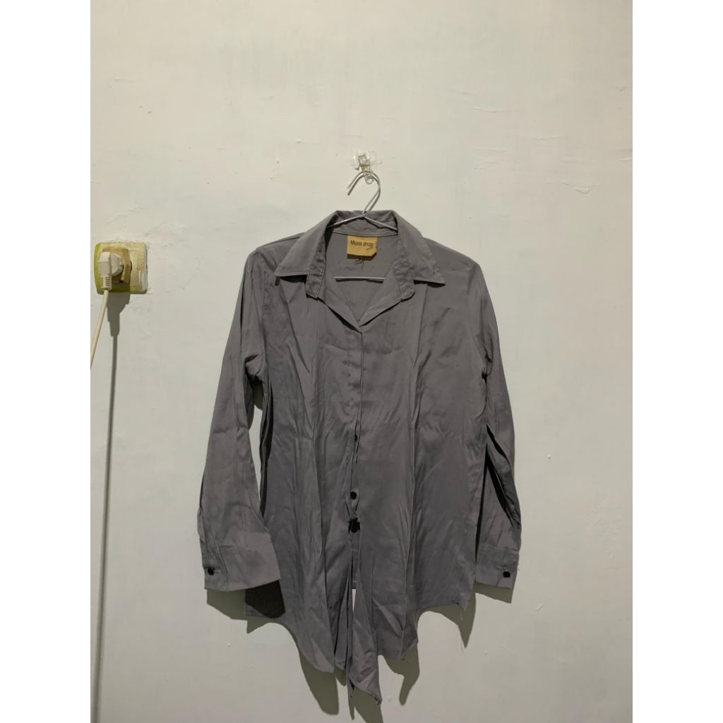 MESSI SHOP Grey Asymmetric Shirt