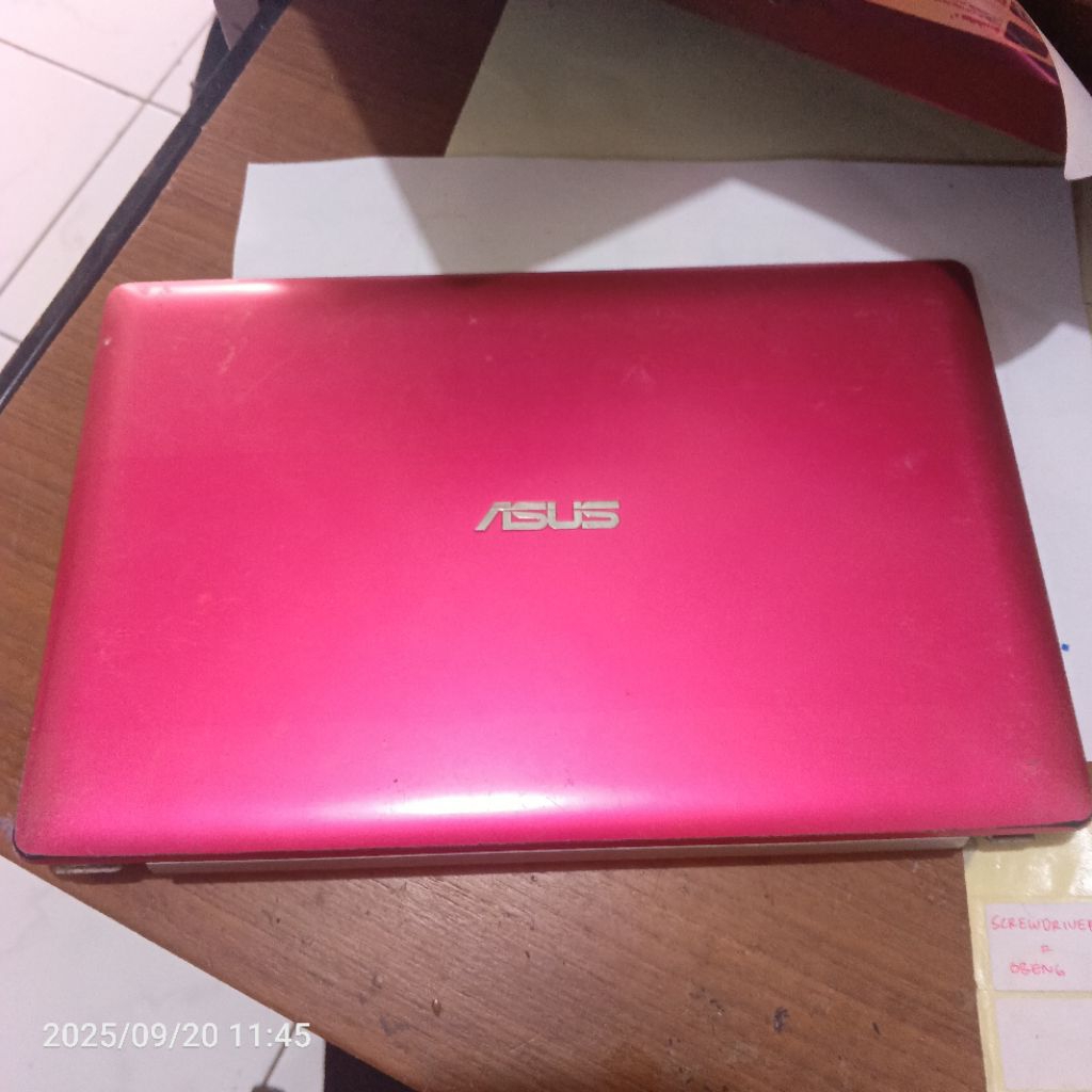 Case LCD Asus X201E ori