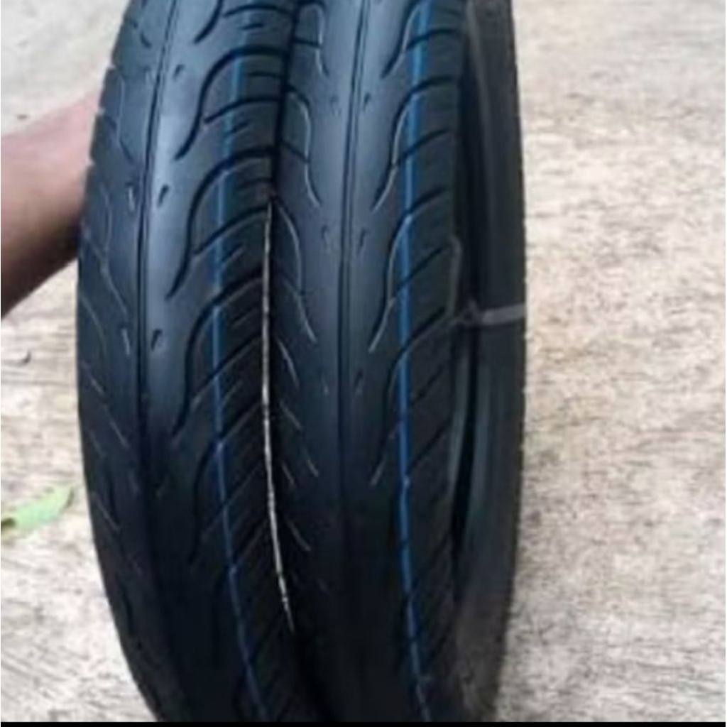 sepasang ban motor matic (beat,Mio, Vario dll)