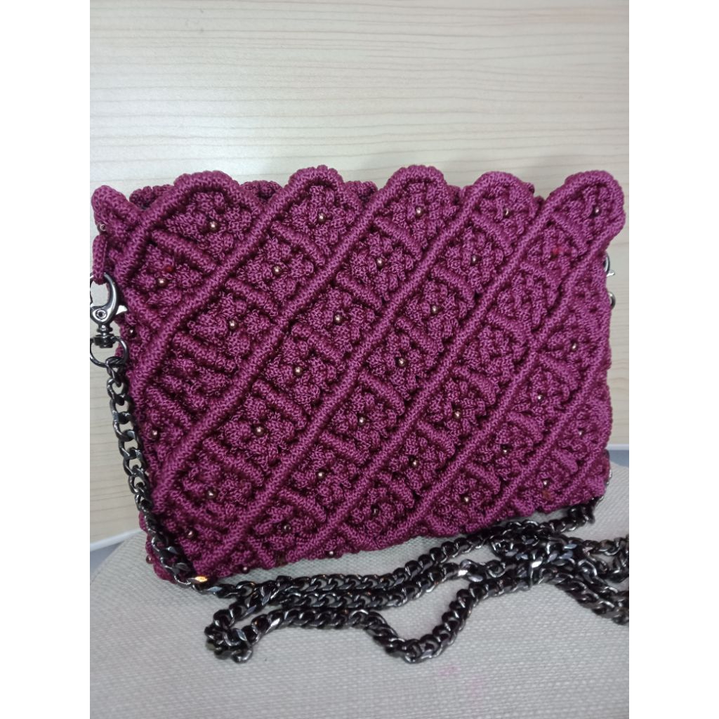 Tas Selempang Makrame Resleting