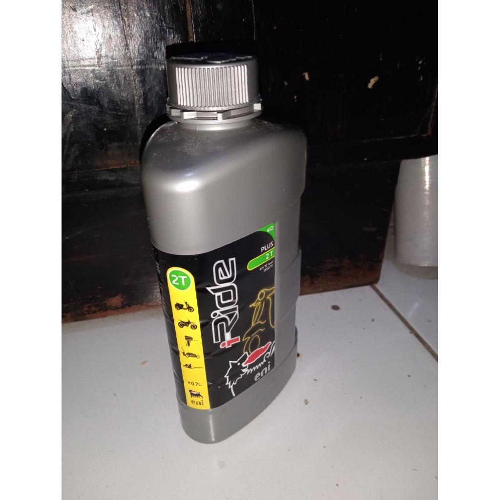 Oli Samping 2T ENI