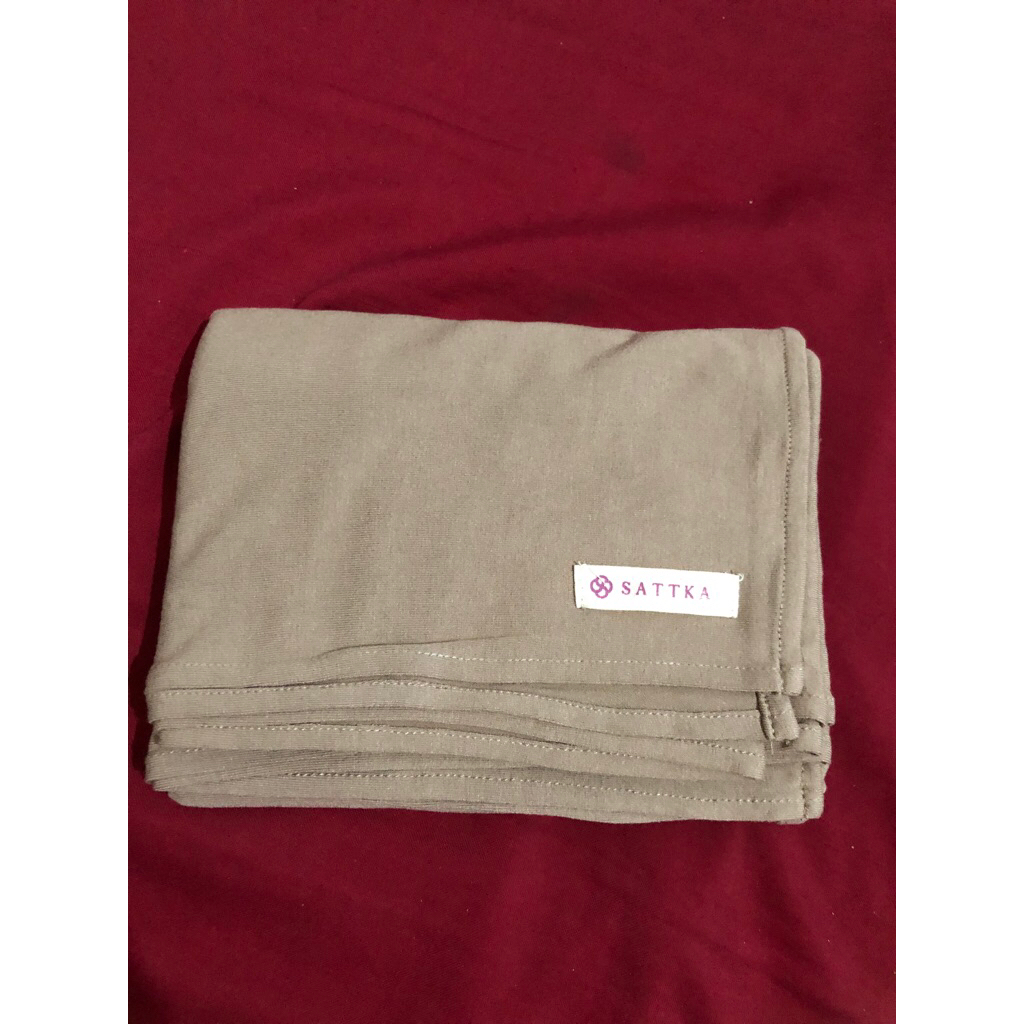 Preloved pashmina kaos sattka milo