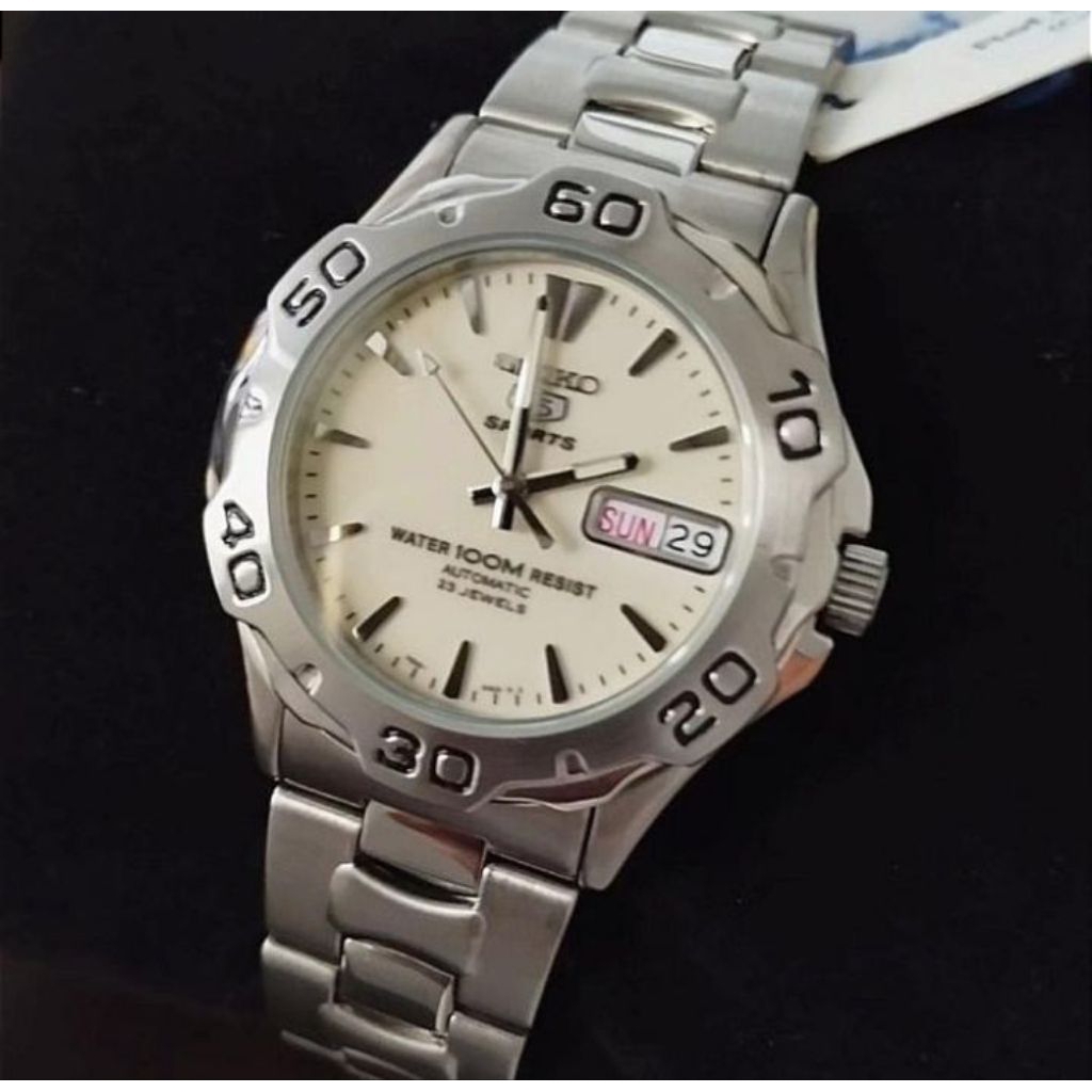 JAM Tangan SNZ305K seiko