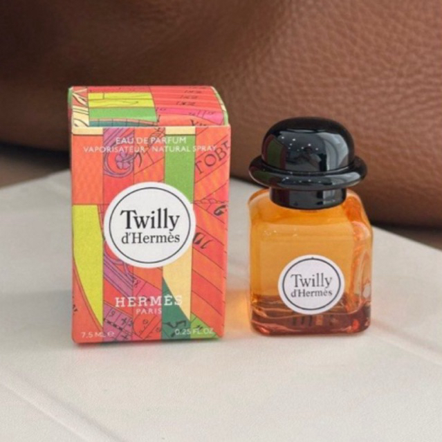 Preloved new miniatur perfume