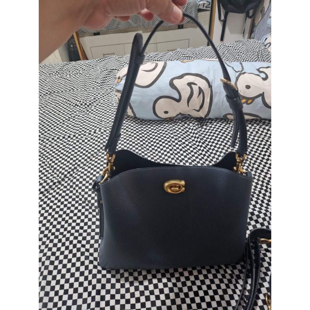 Preloved: COACH Willow Soft Bucket Bag Original Store Coach