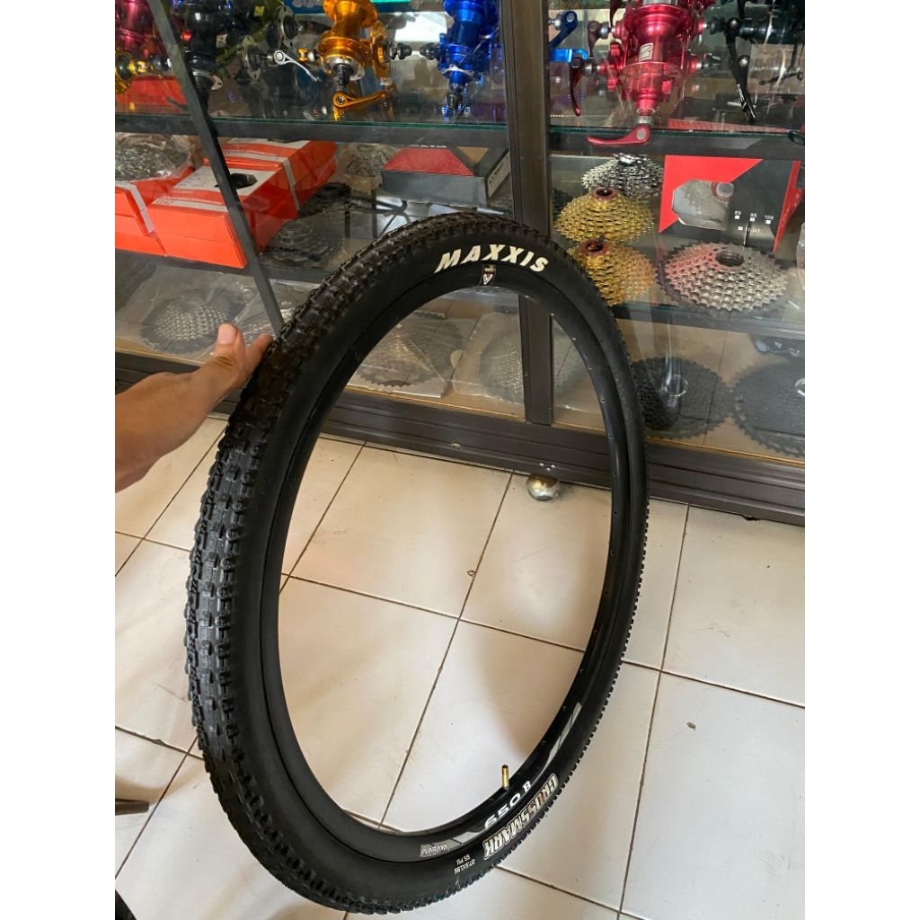 ban luar maxxis crossmark 27,5 x 195