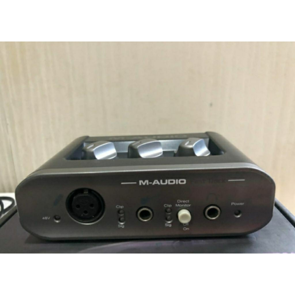 M-AUDIO Fast Track Solo Audio Interface