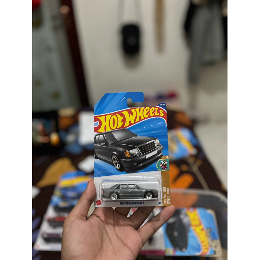 Hotwheels Mercy 500E