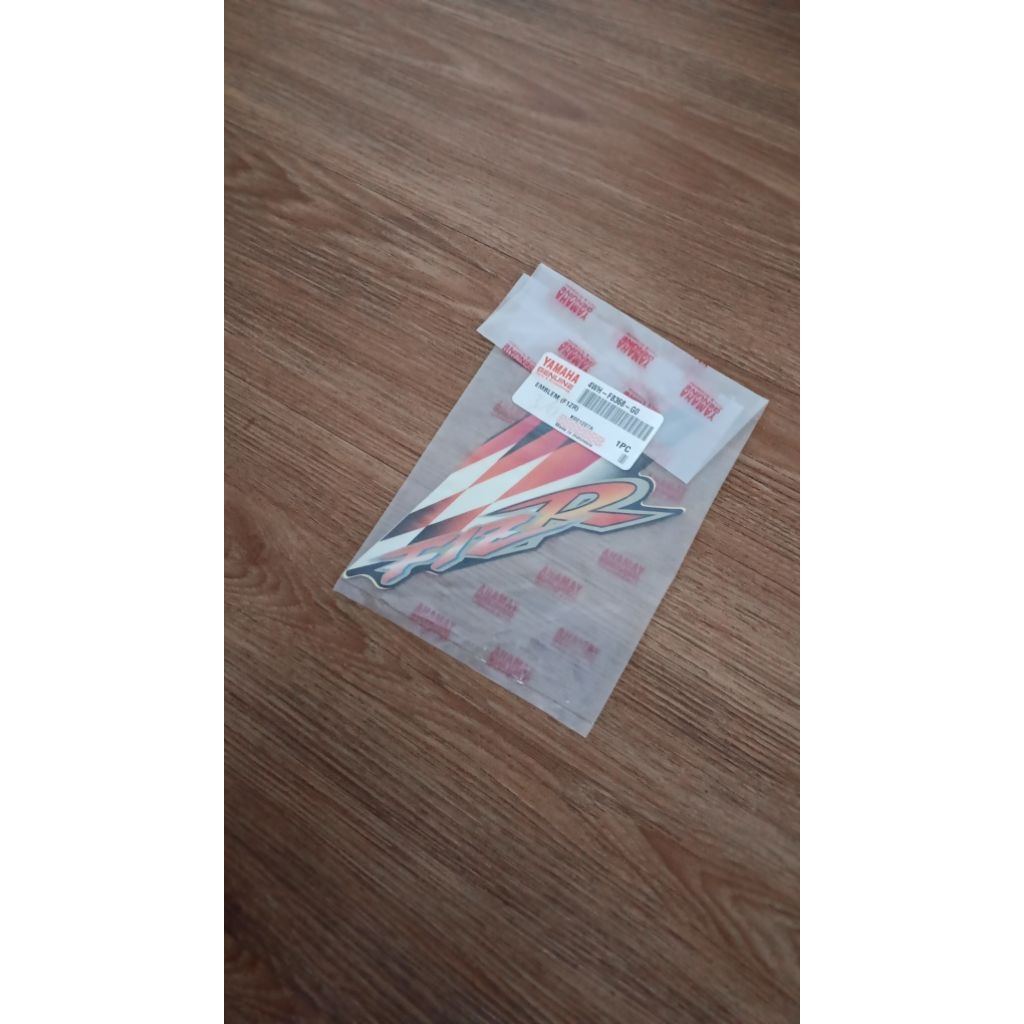 Striping Original Sayap Luar Kiri Yamaha F1ZR Millennium Millenium Hitam Orange