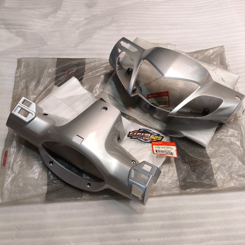Cover Handle Batok Kepala Set Depan Belakang Karisma 125 Silver Tipe Cakram Original AHM Honda