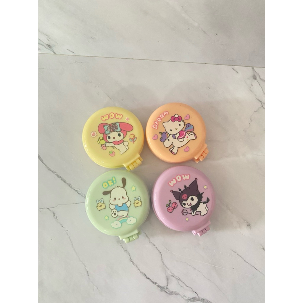 kaca lipat sisir kecil sanrio hello kitty kuromi lucu