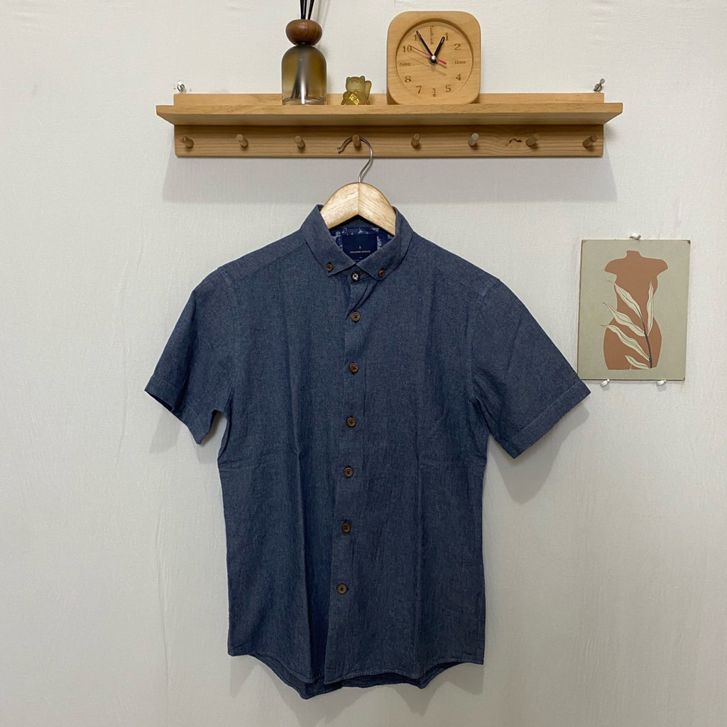 kemeja pendek BENJAMIN ORIGINAL original size S kondisi bagus