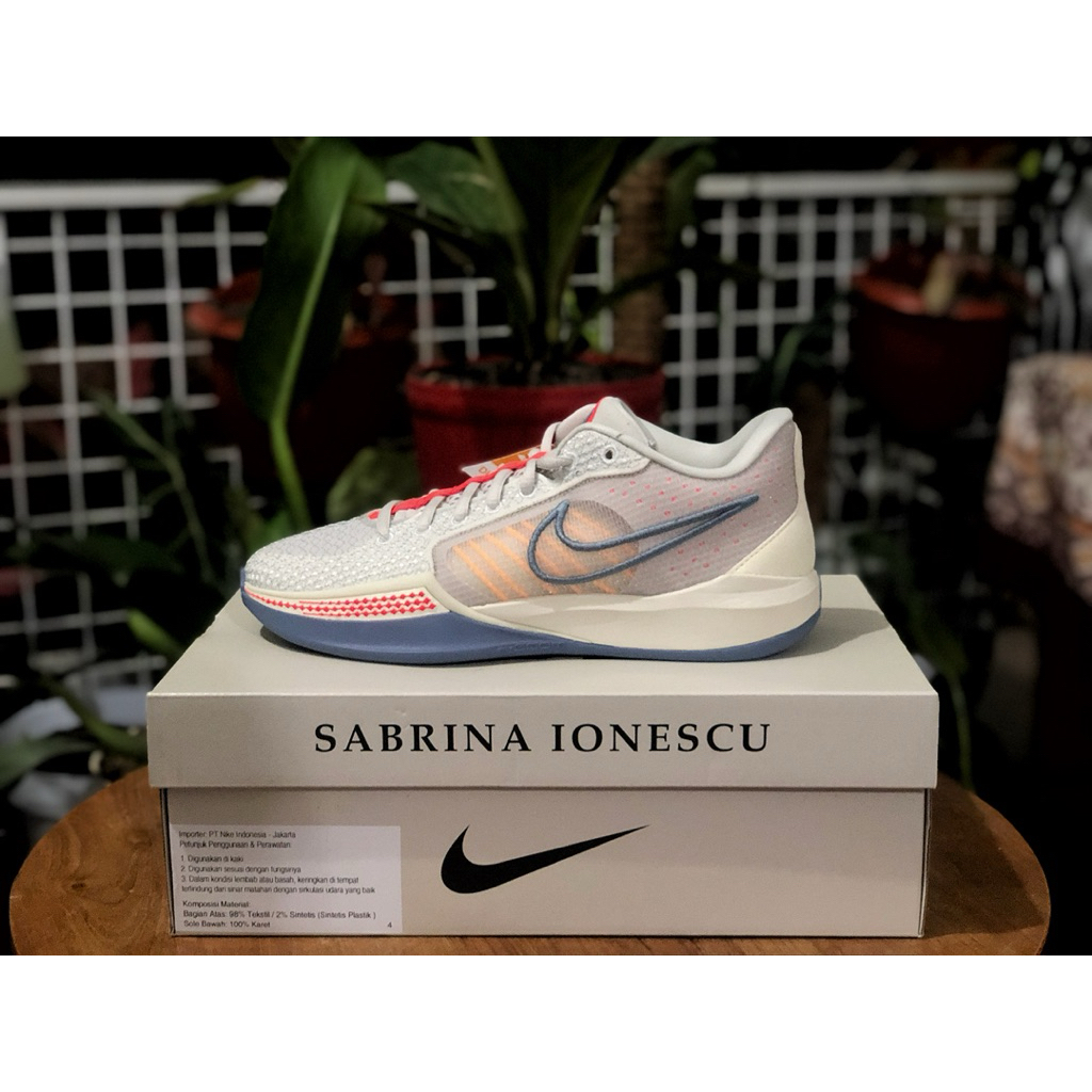 preloved sepatu basket nike sabrina EP 1