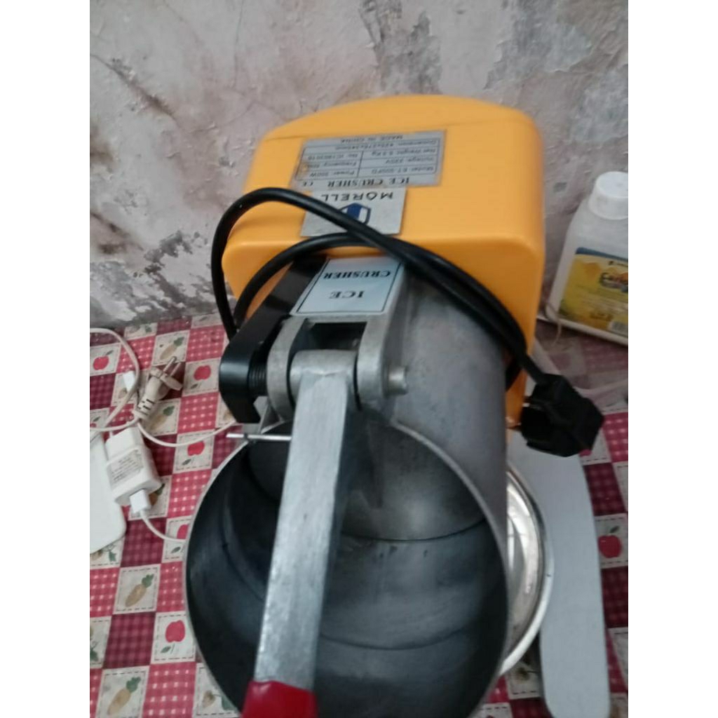 alat hancur es batu vekas